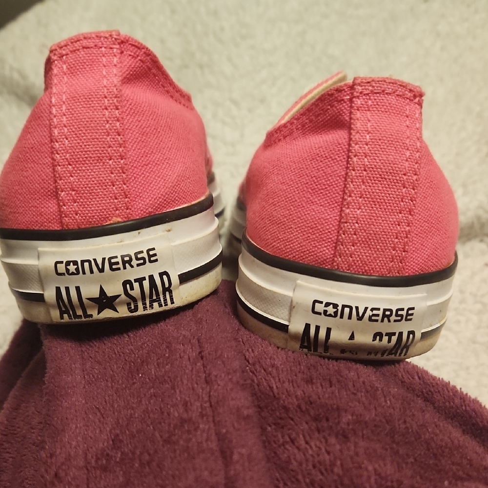 Converse Women's Vibrant Pink Sneakers - Picture 4 of 6